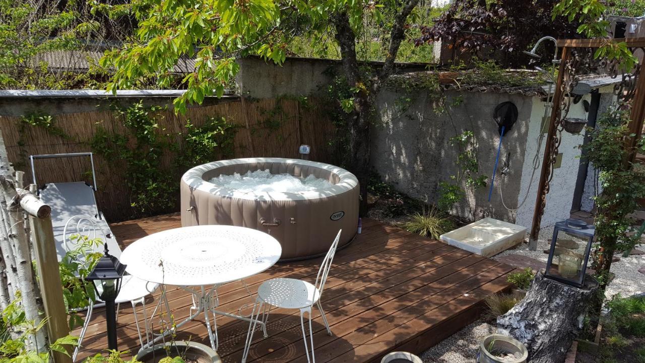 Les Iris Chambres D'Hote Niedermorschwihr 外观 照片